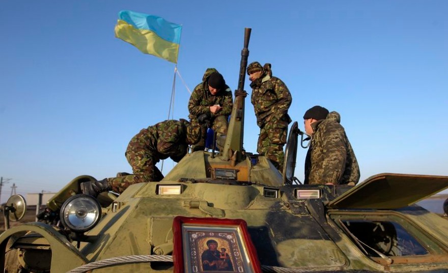 乌克兰军队或向克里米亚集结画面