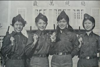 50年代驻守金门的国军女兵