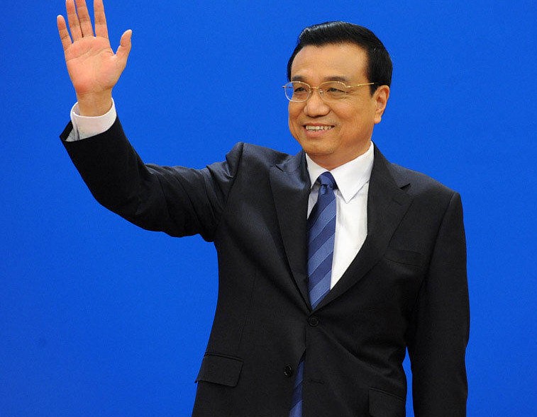 李克强会见中外记者