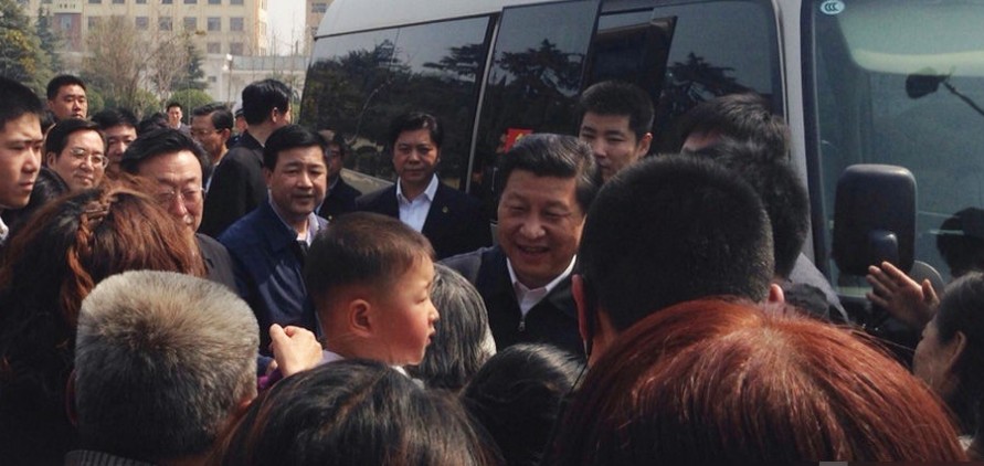 习近平到访开封画面