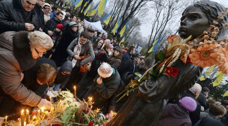 乌克兰民众纪念大饥荒80周年