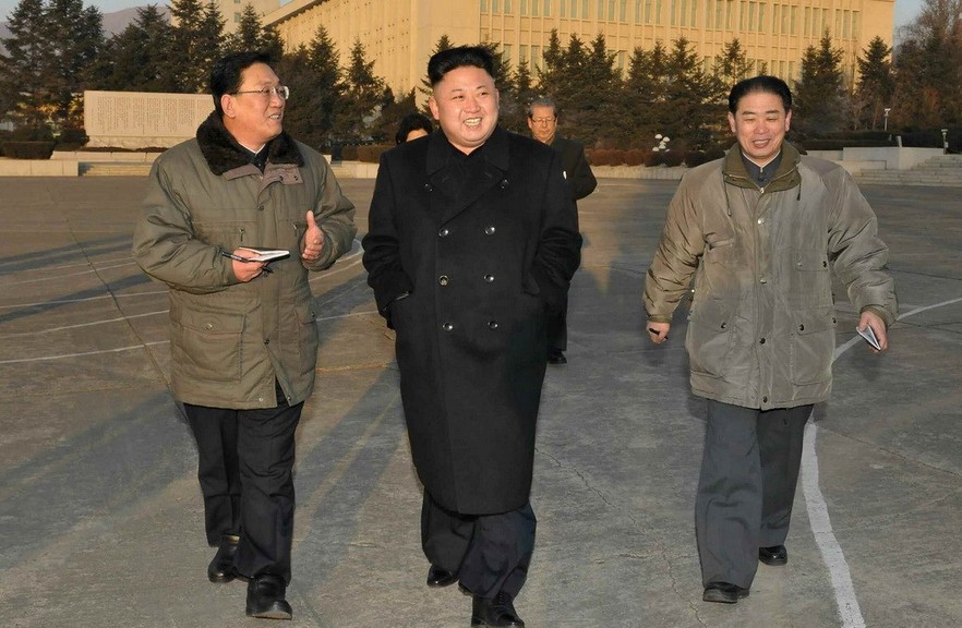 金正恩视察朝鲜国家科学院