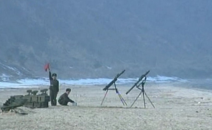 崔龙海随金正恩视察疑破落马传言