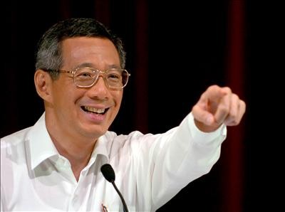 新加坡总理李显龙：服贸是好协议 不签可惜